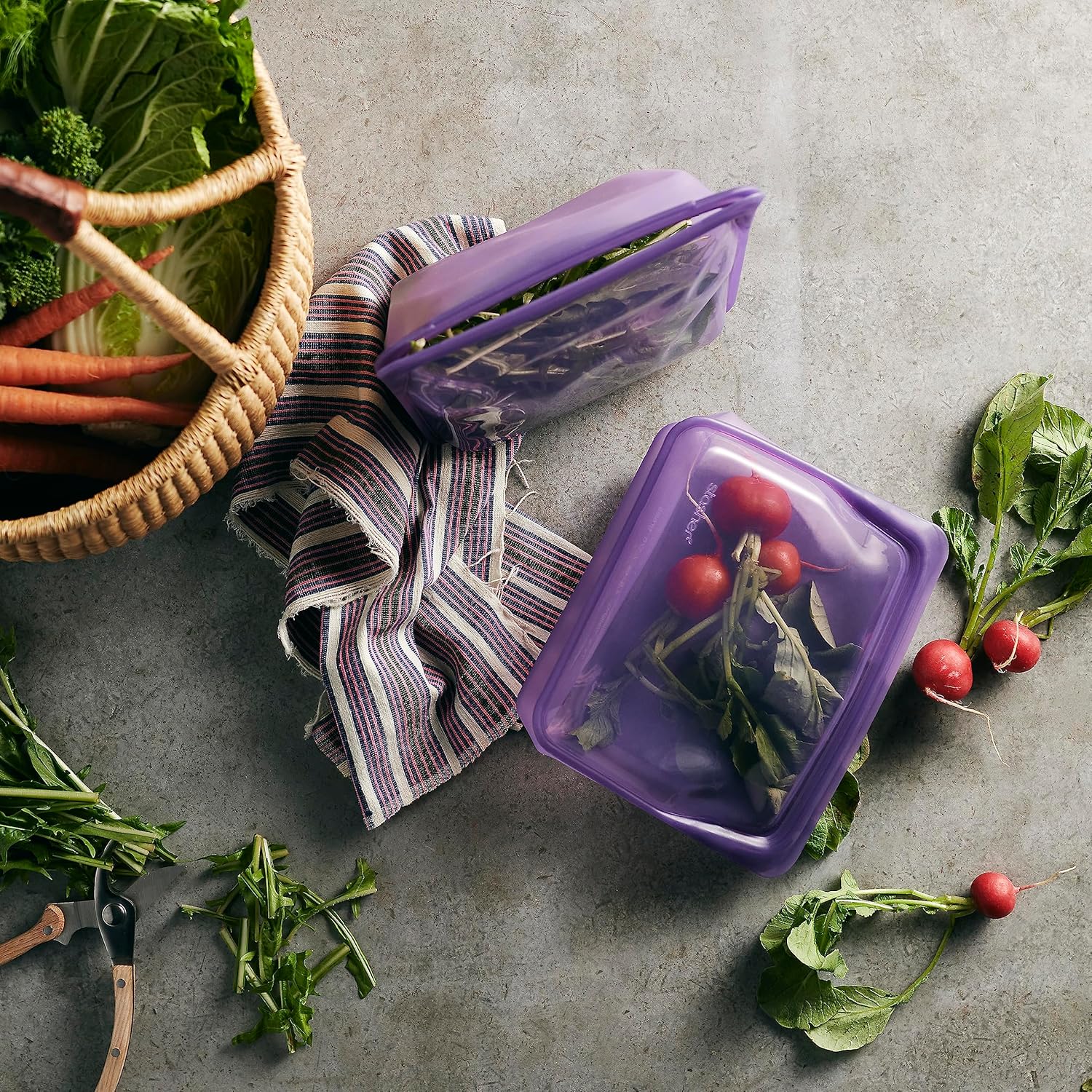 Stasher Premium Silicone Reusable Food Storage Bag - Image 9