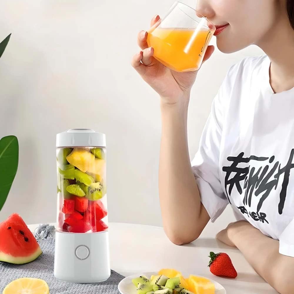 Mini Portable Electric Fruit Blender - Image 7