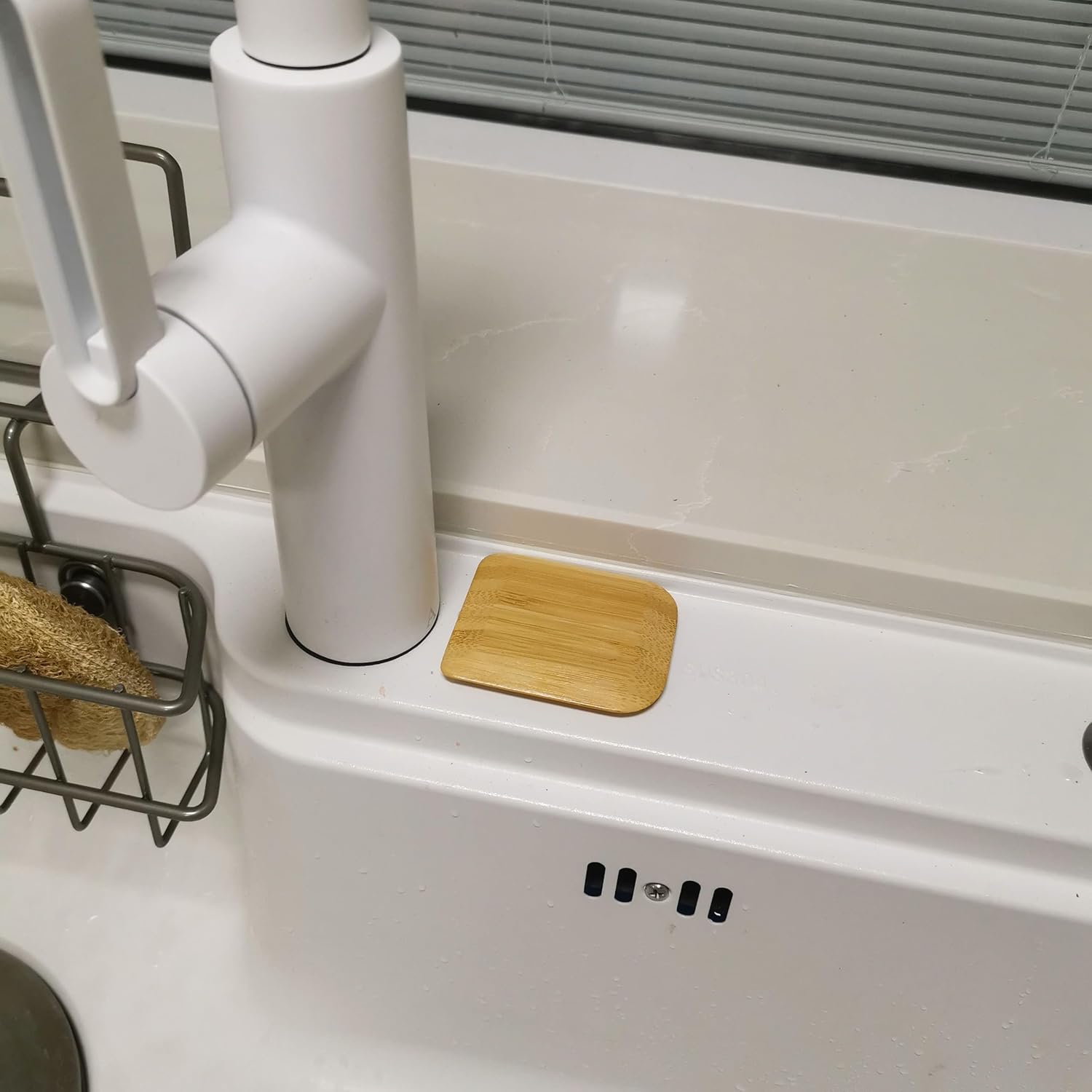 Eco-Friendly Bamboo Pan Scraper Tool - Image 8