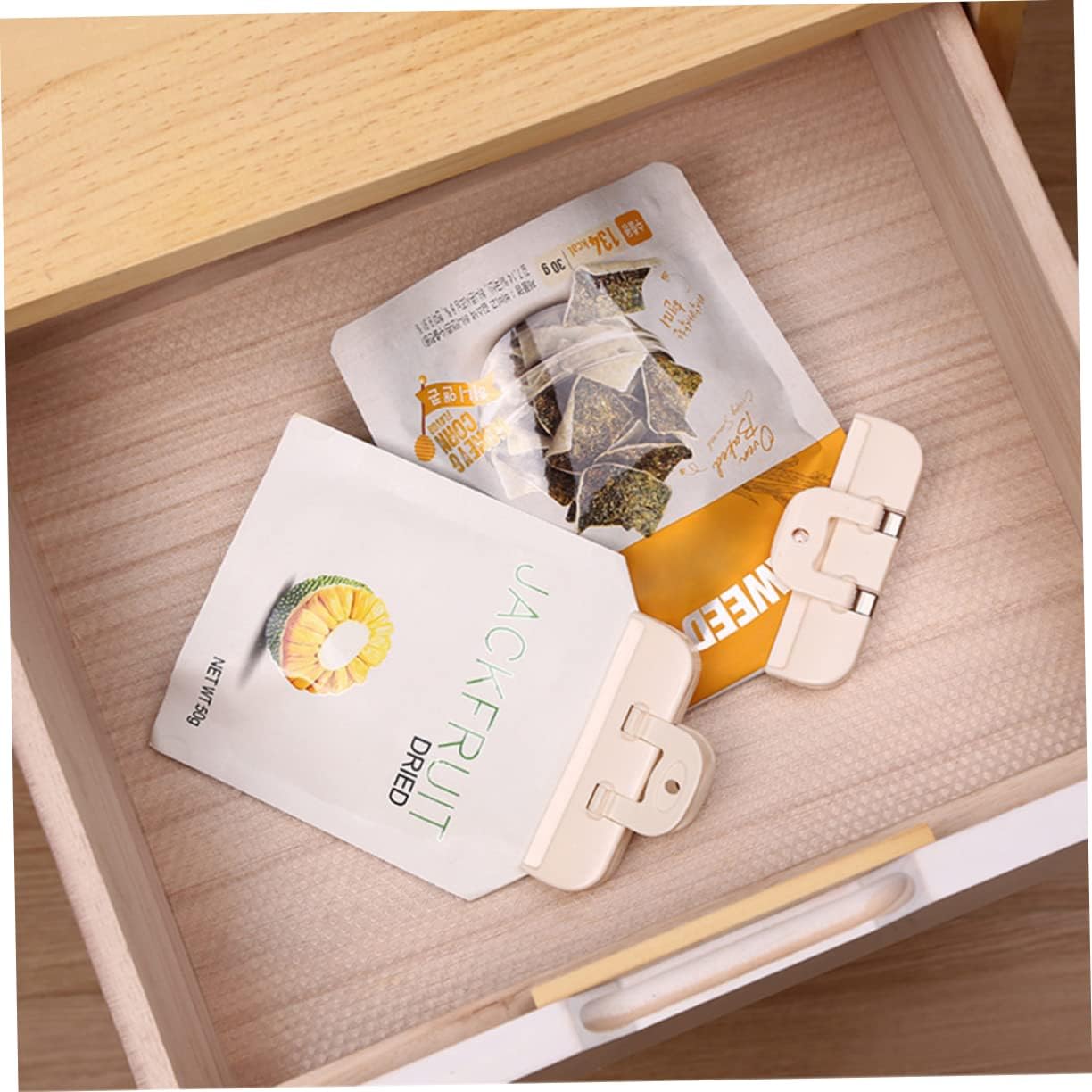 Portable Food Sealing Clips - Image 4