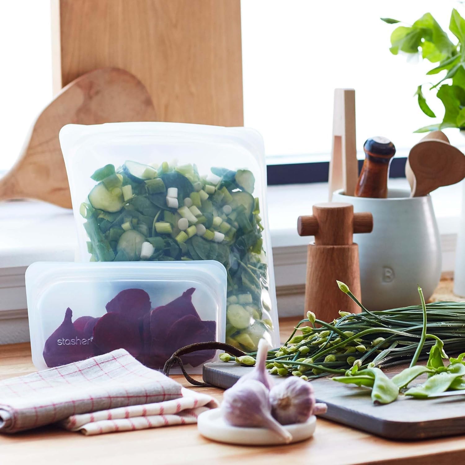 Stasher Premium Silicone Reusable Food Storage Bags - Image 4