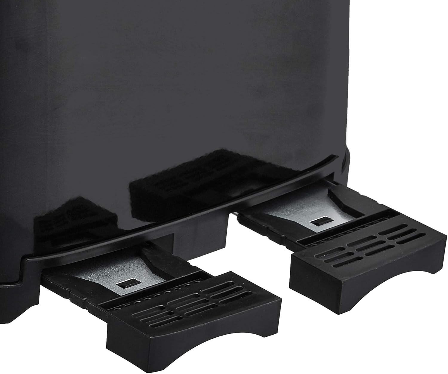 Amazon Basics 4 Slice Toaster - Image 6