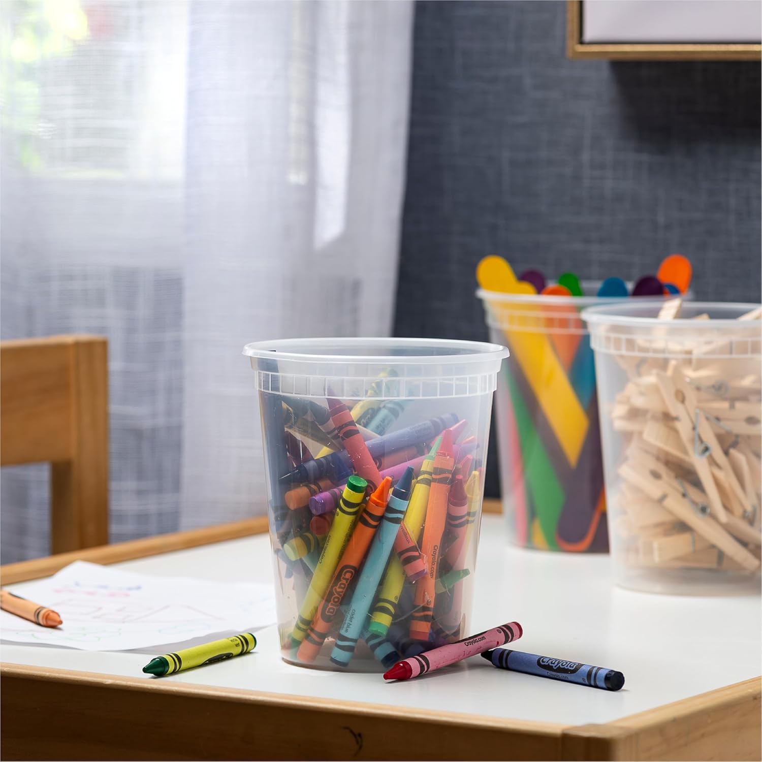 Quart Plastic Deli Containers with Lids - Image 6