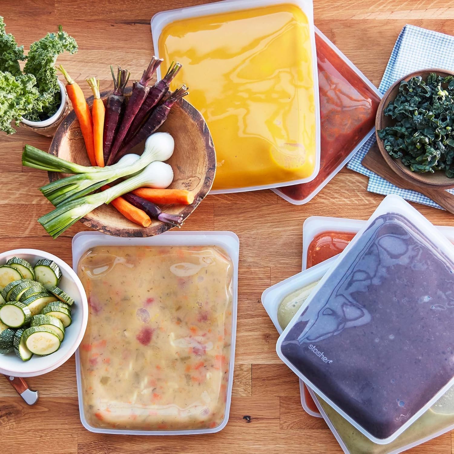 Stasher Premium Silicone Reusable Food Storage Bag - Image 4