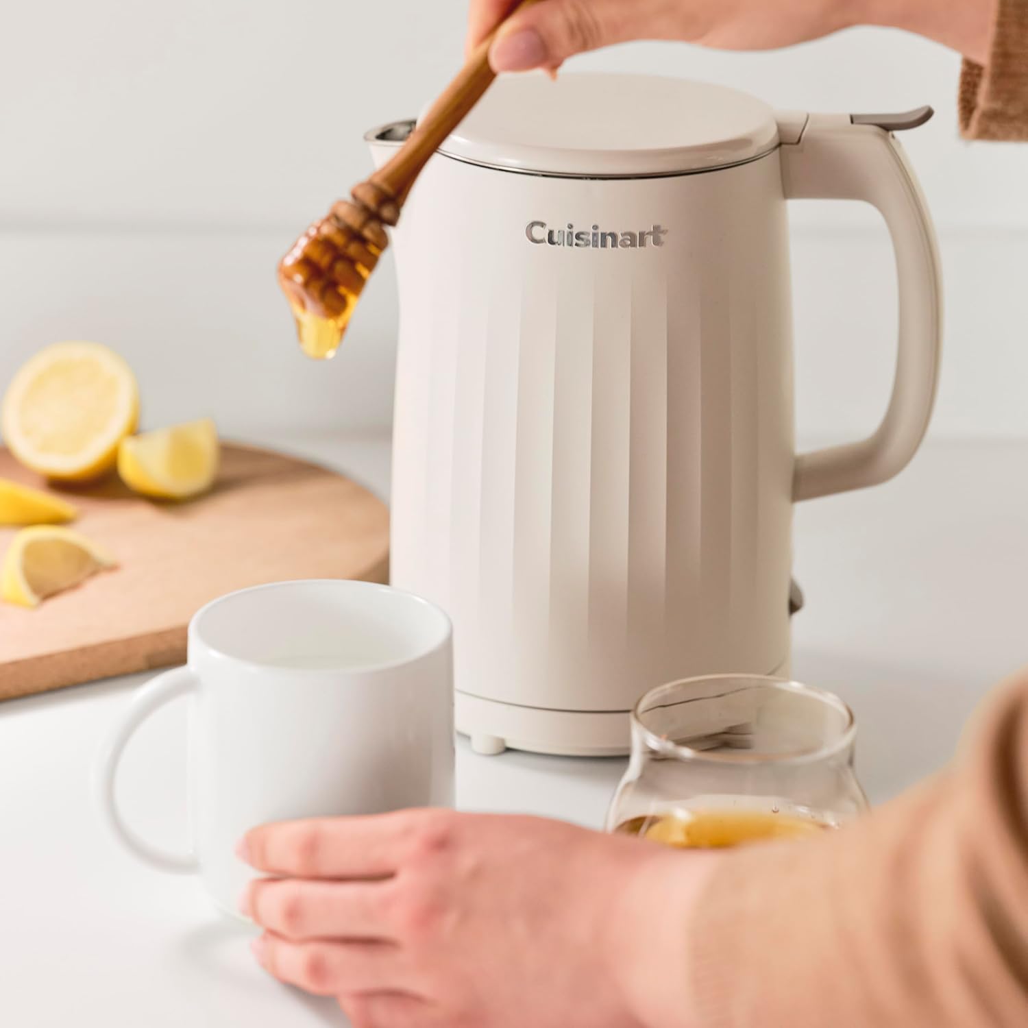 Cuisinart Soho Double Wall Electric Hot Water Kettle - Image 4